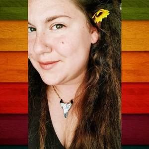 Meet your Posher, Elena